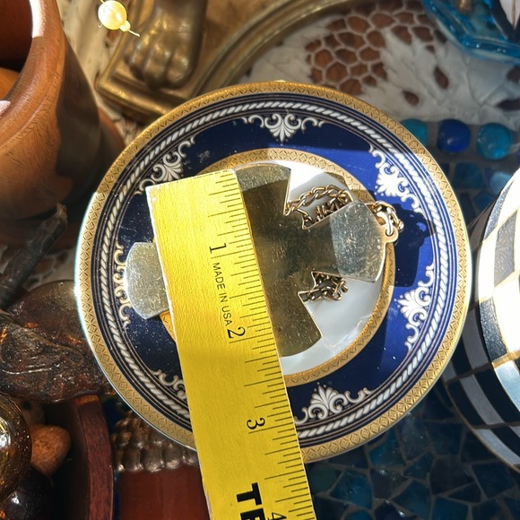 Vintage Victorian Style Pendant Cross - Picture 7 of 9